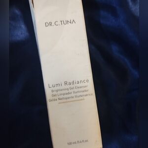 TRADED! Dr. C. Tuna Lumi Radiance Brightening Facial Cleanser NIB